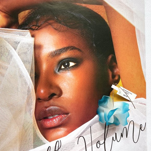 NWT NM Acrylic Drop Dangle Flower earrings - Picture 4 of 7